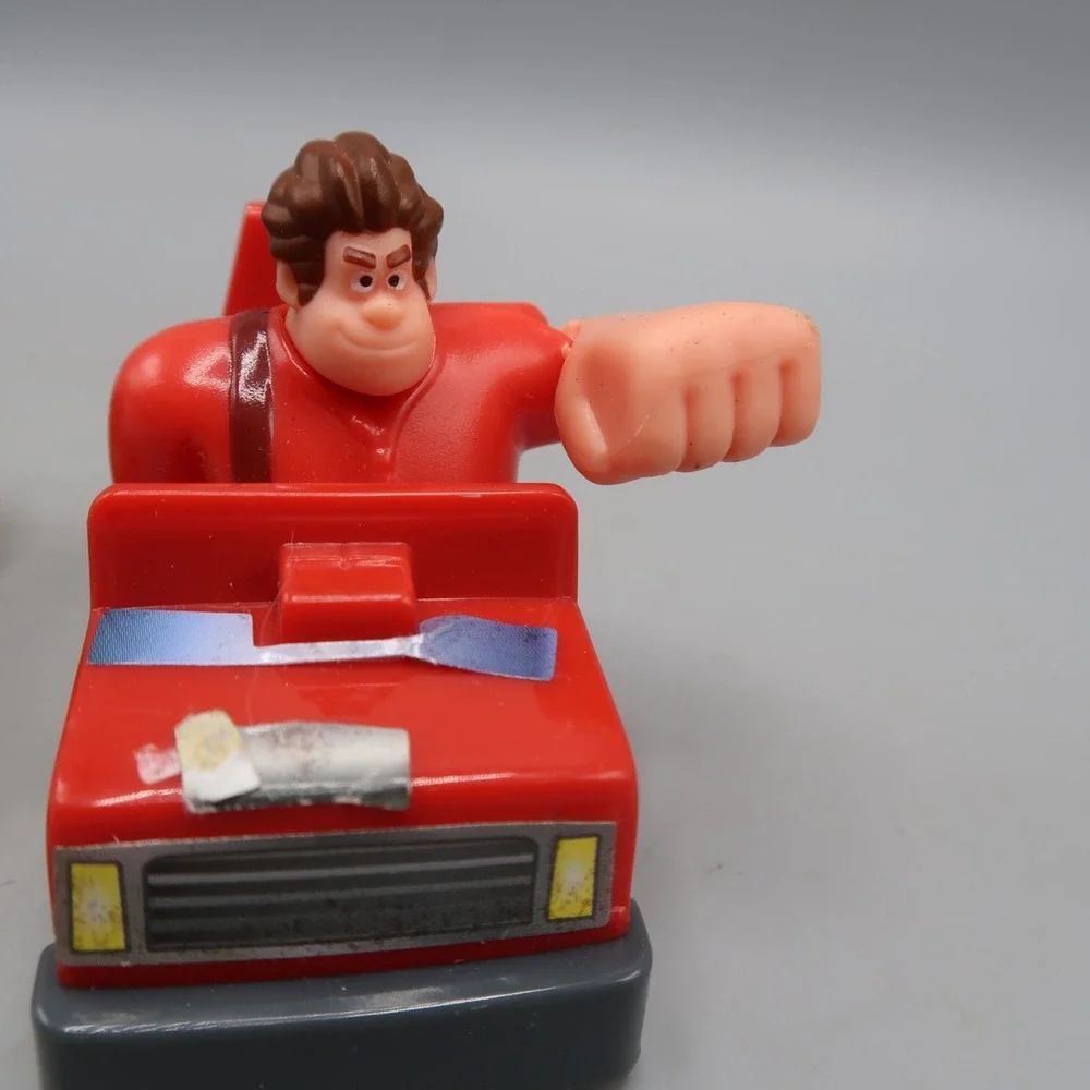 WRECK IT RALPH 2 Lot Racers 2018 McDonalds Toys Disney Car